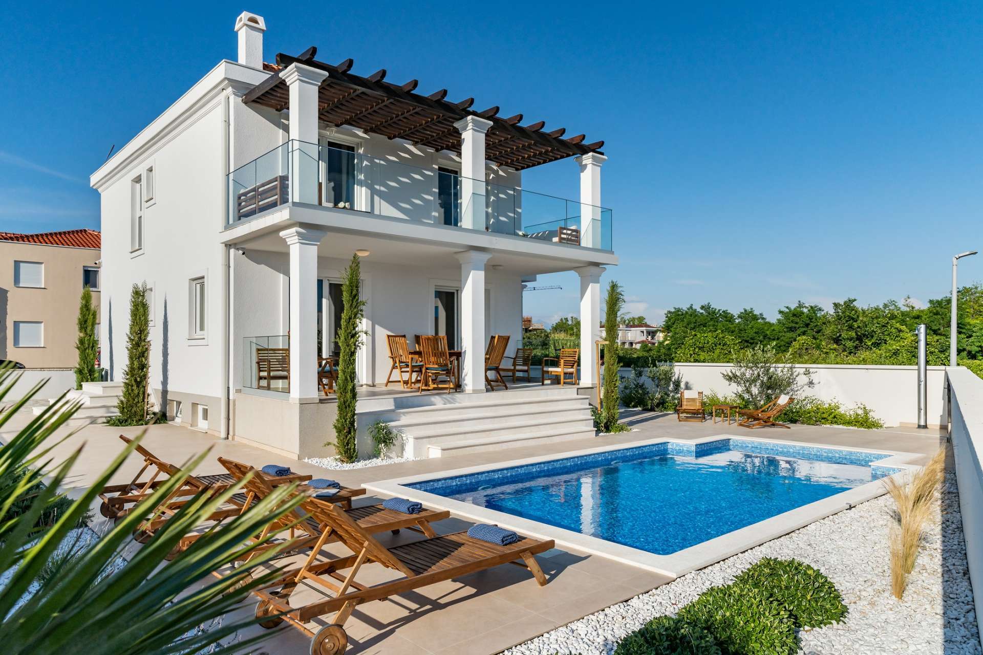 Avgustini Horvatić Sandra Villa Wave